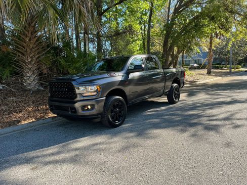 Used 2022 RAM 2500 Big Horn w/ Level C Equiment Group AWD/4WD image 8