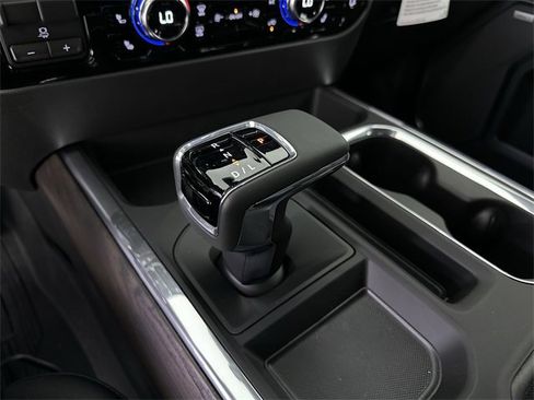 New 2026 GMC Sierra 1500 SLT w/ SLT Premium Plus Package image 16