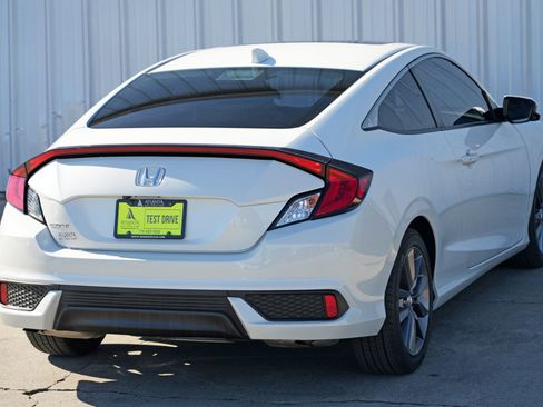 Used 2020 Honda Civic EX image 39