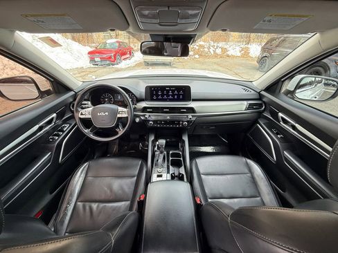 Used 2022 Kia Telluride LX image 25