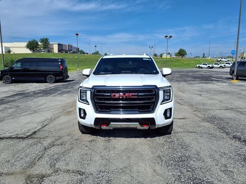 Used 2023 GMC Yukon AT4 w/ AT4 Premium Plus Package AWD/4WD image 2