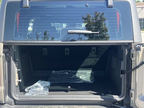 New 2026 Ford Bronco 4-Door AWD/4WD image 18