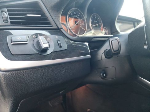 Used 2012 BMW 528i Sedan image 25