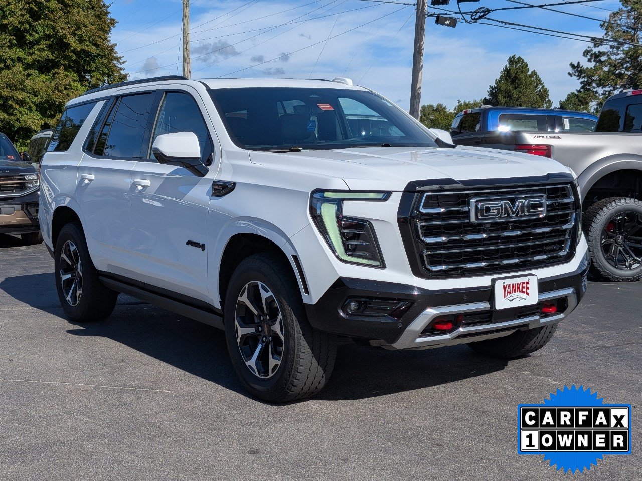 Used 2025 GMC Yukon AT4 w/ AT4 Premium Package AWD/4WD image 1