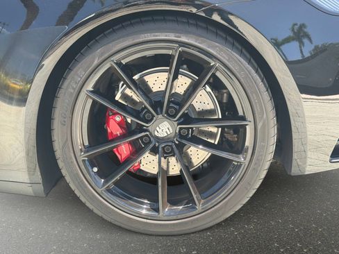 Used 2020 Porsche 911 Carrera S image 14