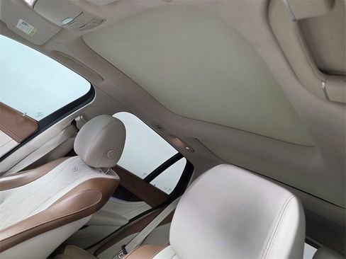 Used 2019 Mercedes-Benz E 450 E 450 image 12