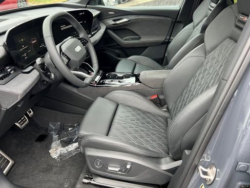 Certified 2025 Audi SQ6 e-tron Prestige w/ Black Optic Package image 3