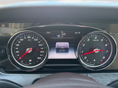 Used 2017 Mercedes-Benz E 300 4MATIC image 10