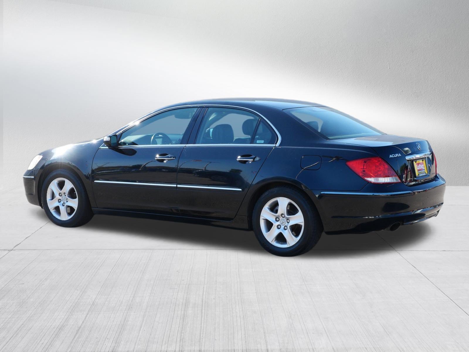 Used 2007 Acura RL w/ Technology Package AWD/4WD image 5