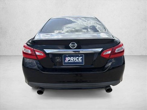 Used 2016 Nissan Altima 3.5 SR FWD image 4