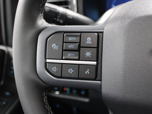 New 2026 Ford F250 Lariat w/ Black Appearance Package image 38