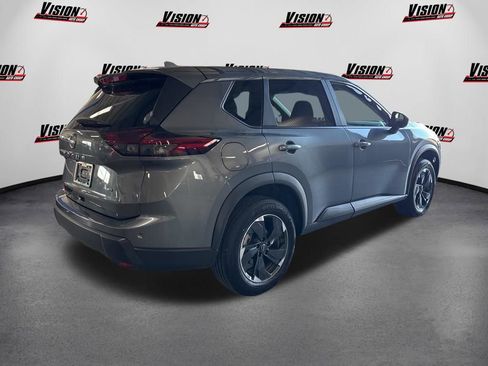 Certified 2026 Nissan Rogue SV AWD/4WD image 5