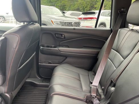 Used 2022 Honda Passport TrailSport image 16