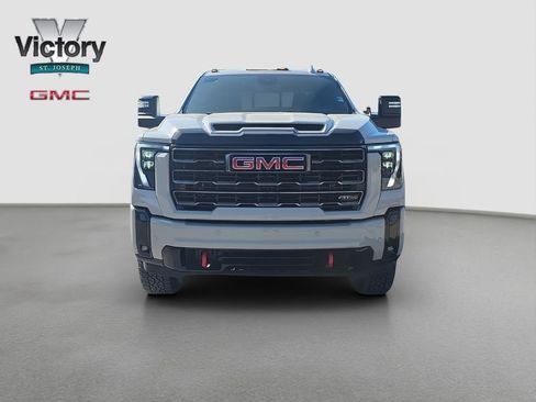 New 2026 GMC Sierra 2500 AT4 AWD/4WD image 2