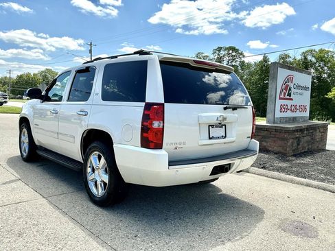 Used 2011 Chevrolet Tahoe LTZ RWD image 7