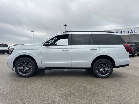 New 2025 Ford Expedition Platinum w/ Stealth Performance Package image 3