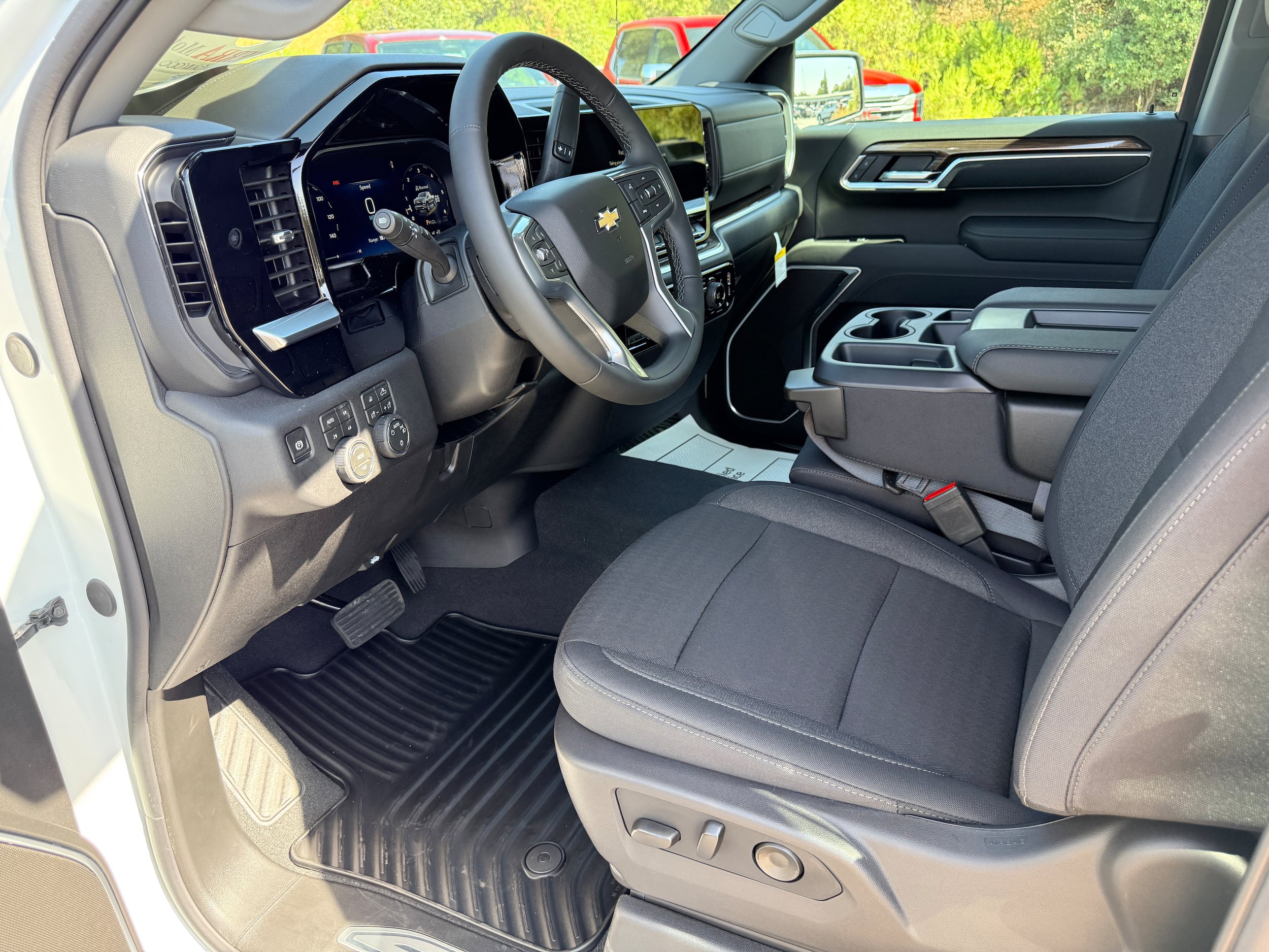 New 2026 Chevrolet Silverado 1500 LT w/ All Star Edition Plus AWD/4WD image 11