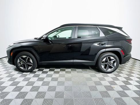 Certified 2025 Hyundai Tucson SEL image 2