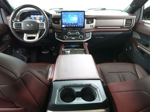 Certified 2024 Ford Expedition Limited image 11