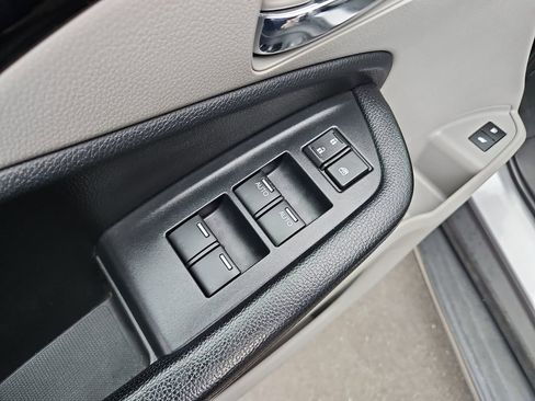 Used 2020 Honda Pilot Touring image 29