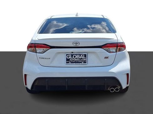 Used 2024 Toyota Corolla SE FWD image 6