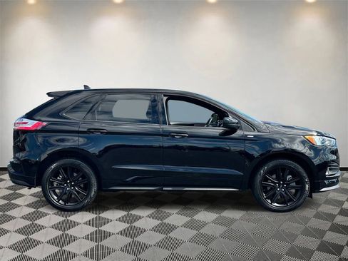 Used 2024 Ford Edge ST-Line w/ Class II Trailer Tow Package AWD/4WD image 2