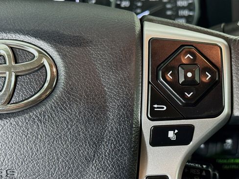 Used 2018 Toyota Tundra Limited image 14