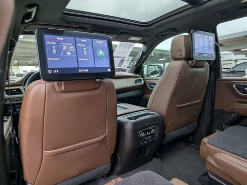 Used 2021 Chevrolet Tahoe High Country AWD/4WD image 23