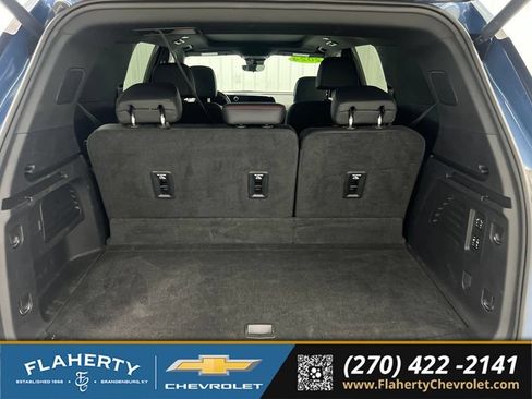 Used 2024 Chevrolet Traverse RS w/ LPO, Floor Liner Package AWD/4WD image 21