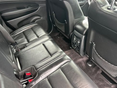 Used 2017 Jeep Grand Cherokee Limited w/ Luxury Group II AWD/4WD image 31