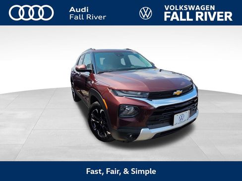 Used 2023 Chevrolet TrailBlazer LT w/ Convenience Package AWD/4WD image 1