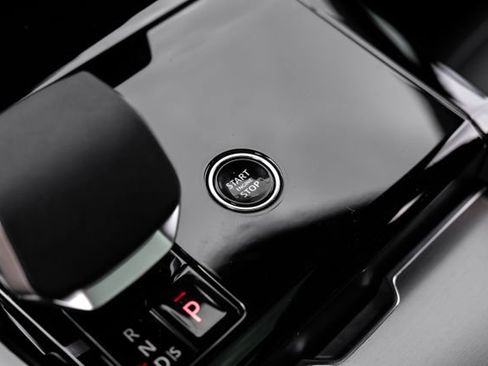 New 2026 Land Rover Range Rover Sport SE AWD/4WD image 24