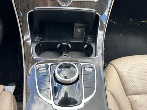 Certified 2019 Mercedes-Benz C 300 4MATIC Sedan image 34