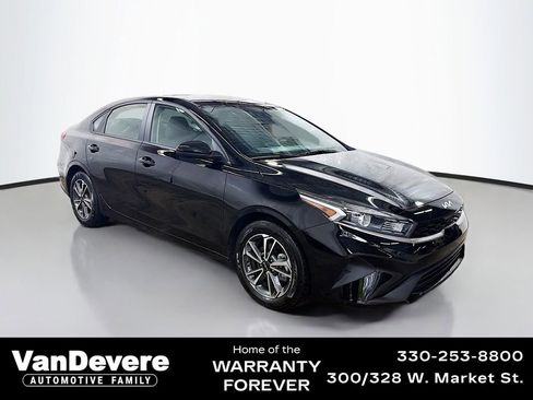 Used 2023 Kia Forte LXS FWD image 1