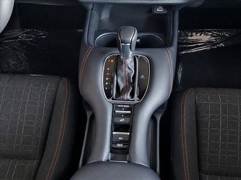Certified 2024 Honda HR-V Sport image 22