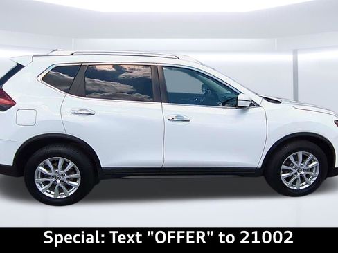 Used 2019 Nissan Rogue SV image 33