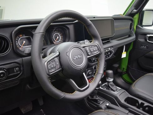 New 2025 Jeep Wrangler Unlimited Rubicon 392 image 15