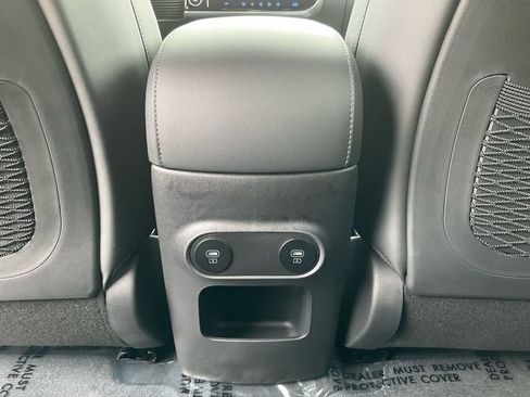 Used 2025 Hyundai Ioniq 5 SEL image 34