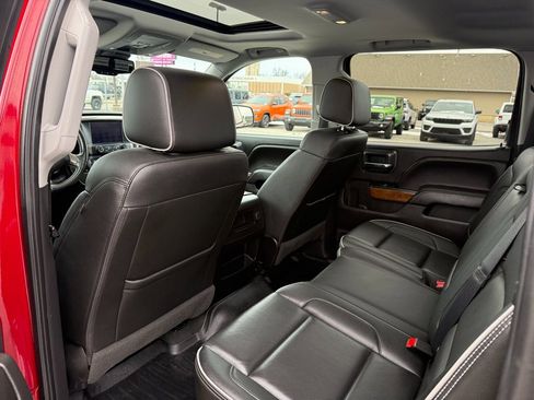 Used 2018 Chevrolet Silverado 1500 High Country image 21