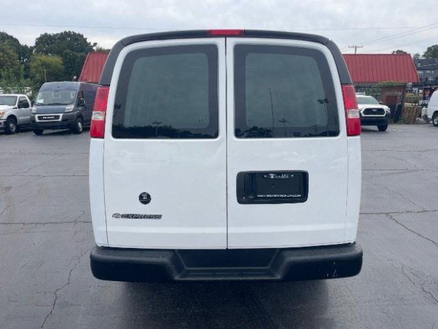 Used 2020 Chevrolet Express 2500 RWD image 5