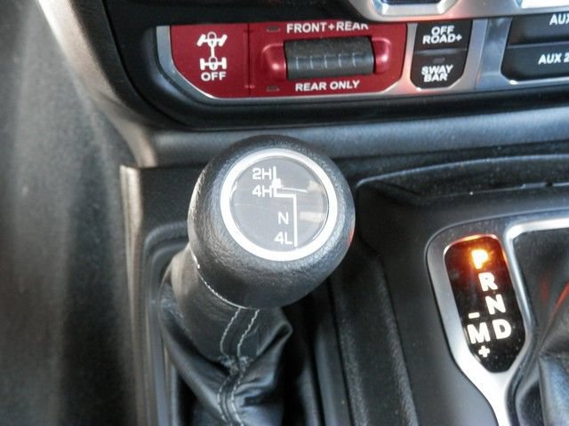 Used 2024 Jeep Gladiator Rubicon AWD/4WD image 28