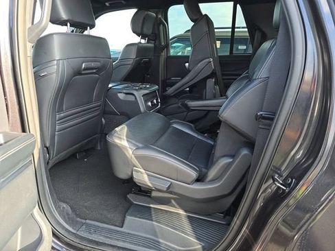 Used 2025 Ford Expedition Max Platinum w/ Stealth Appearance Package AWD/4WD image 13