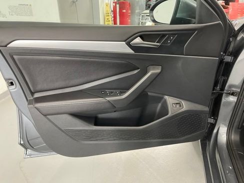 Used 2026 Volkswagen Jetta Sport FWD image 25