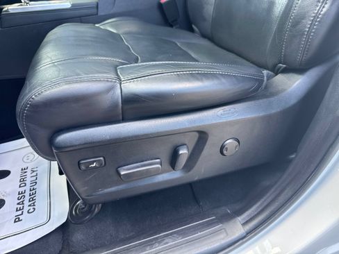 Used 2019 Toyota Tundra Platinum AWD/4WD image 42