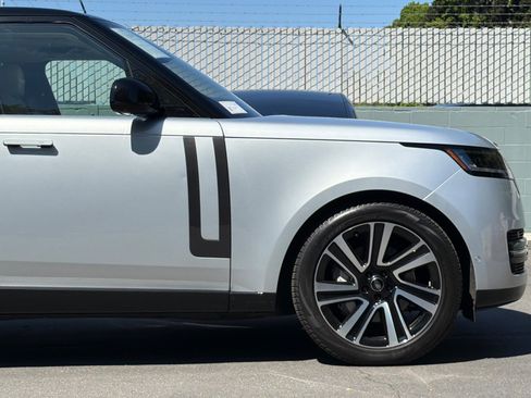 Used 2023 Land Rover Range Rover SE AWD/4WD image 34