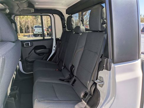 New 2026 Jeep Gladiator Sport image 14