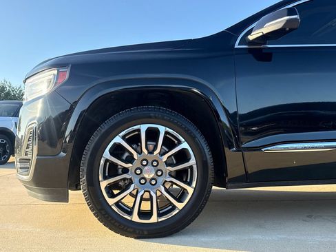 Used 2021 GMC Acadia Denali w/ Denali Technology Package FWD image 5