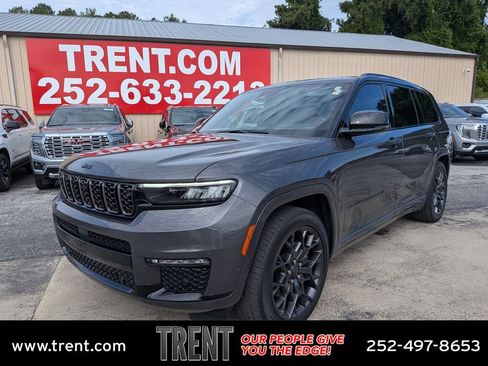 Used 2025 Jeep Grand Cherokee L Summit AWD/4WD image 1