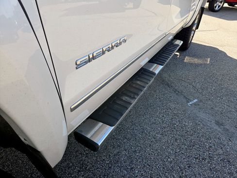 Used 2018 GMC Sierra 1500 SLT w/ Max Trailering Package image 33