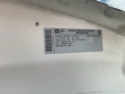 Used 2013 Cadillac SRX Premium w/ LPO, U-Rail D-Rings Package FWD image 24